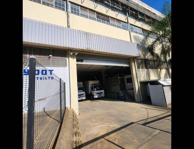 3,312M² WAREHOUSE FOR SALE IN BONELA